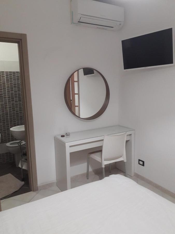 Casa A 100Mt Mare Apartment Pozzallo Ngoại thất bức ảnh